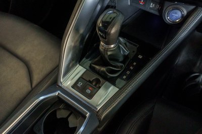 TOYOTA YARIS CROSS 1.5 HEV PREMIUM ปี2023 (5ขฉ5453)