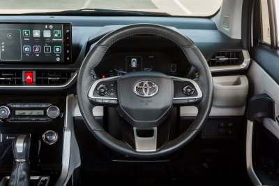 TOYOTA VELOZ 1.5 PREMIUM AT ปี2023 (4ขฉ4718)