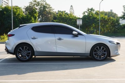 MAZDA 3 2.0 SP AT ปี2020 (3กญ1616)