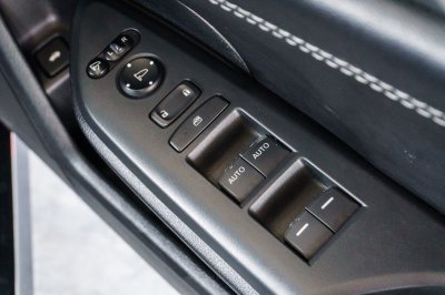 HONDA CIVIC 1.8 E AT ปี 2016 (6กช4239)