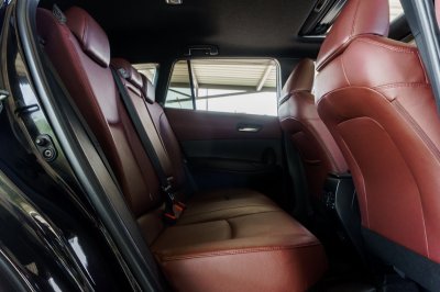 TOYOTA COROLLA CROSS 1.8 HYBRID PREMIUM SAFETY ปี2021 (2ขธ3465)