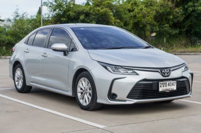 TOYOTA ALTIS 1.6 G AT ปี 2021 (2ขช4047)