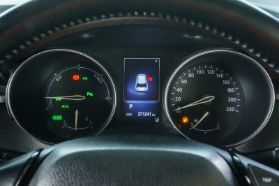 TOYOTA CHR 1.8 HV HI AT ปี 2018 (7กณ8897)