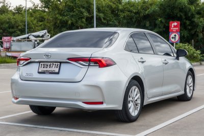 TOYOTA ALTIS 1.6 G AT ปี 2021 (1ขษ6718)