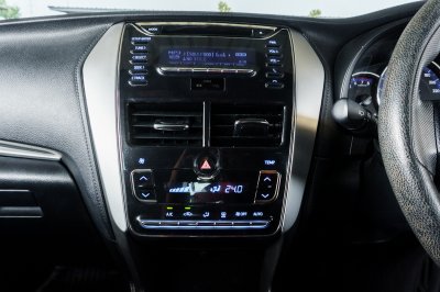 TOYOTA YARIS 1.2 E AT ปี2018 (ขก2178)