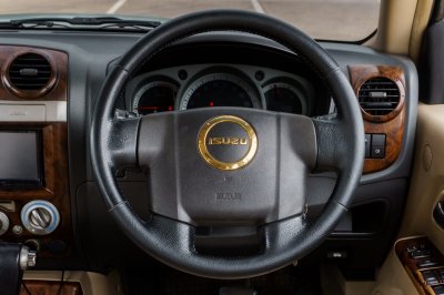 ISUZU MU-X 3.0 PRIMO VGS AT ปี2008 (ฌง5436)