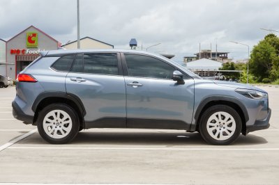 TOYOTA COROLLA CROSS 1.8 SPORTS ปี2021 (2ขฎ3821)