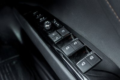 TOYOTA CAMRY 2.5 G AT ปี2019 (8กย7316)