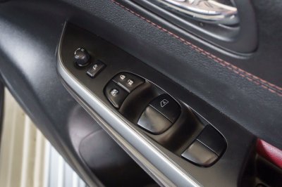 NISSAN TERRA 2.3 VL 4 WD ปี2022 จด2023 (3ขย9970)