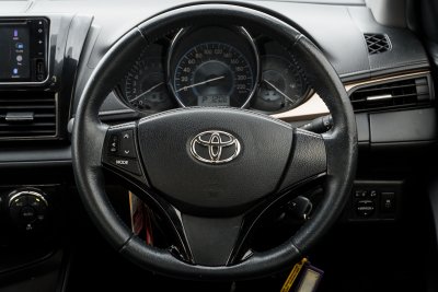 TOYOTA VIOS 1.5 MID ปี2019 (9กณ6223)