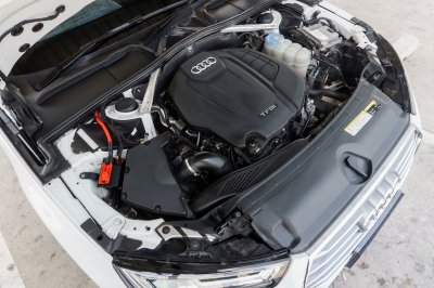 AUDI A4 2.0 TFSI S LINE SEDAN ปี2019 (จง34)