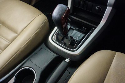 ISUZU MU-X 3.0 DVD AT ปี 2018 (8กค7658)