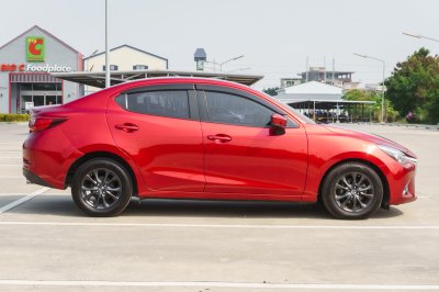 MAZDA 2 1.3 HIGH CONNECT ปี2018 (ขฉ663)