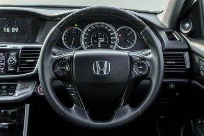 HONDA ACCORD 2.4 EL AT ปี2014 (6ขฌ5562)