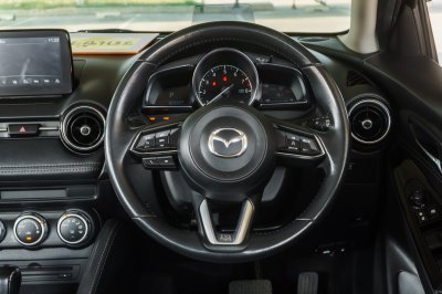 MAZDA 2 1.3 HIGH CONNECT ปี2018 (ขฉ663)