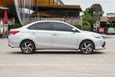 TOYOTA VIOS 1.5 HIGH ปี2020 (1ขน5169)