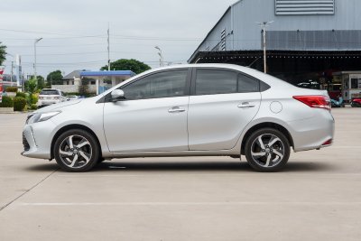 TOYOTA VIOS 1.5 HIGH ปี2020 (1ขน5169)