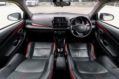 TOYOTA VIOS 1.5 HIGH ปี2020 (1ขน5170)