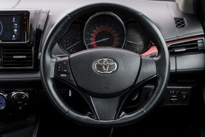 TOYOTA VIOS 1.5 HIGH ปี2020 (1ขน5170)