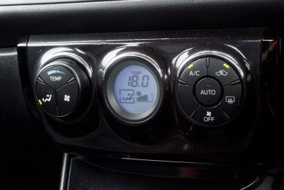 TOYOTA VIOS 1.5 HIGH ปี2020 (1ขน5169)