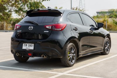 MAZDA 2 1.3 SPORT HIGH CONNECT ปี2018 (กท3901)