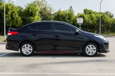 TOYOTA YARIS ATIV 1.2 E AT ปี 2018 (7กฬ459)