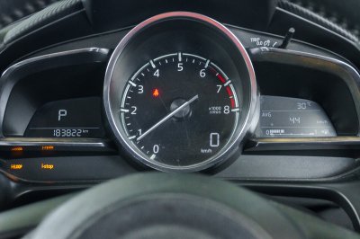 MAZDA 2 1.3 SPORT HIGH CONNECT ปี2018 (กท3901)