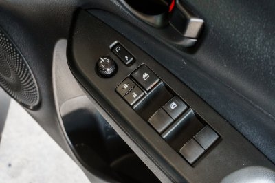 TOYOTA YARIS ATIV 1.2 E AT ปี 2018 (7กฬ459)