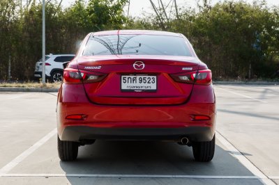 MAZDA 2 1.3 HIGH CONNECT AT ปี2016 (5กศ9523)