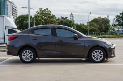 MAZDA 2 1.5 XD HIGH CONNECT AT ปี 2016 (5กบ5964)