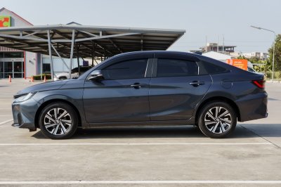 TOYOTA YARIS ATIV 1.2 SMART AT ปี2023 (กษ8011)