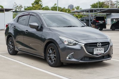 MAZDA 2 1.3 HIGH CONNECT AT ปี 2018 (7กท4247)