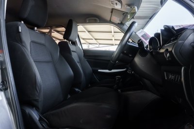 SUZUKI SWIFT 1.2 GLX ปี2019 (2ขษ3196)