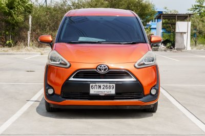 TOYOTA SIENTA 1.5 V AT ปี 2017 (6กพ2689)