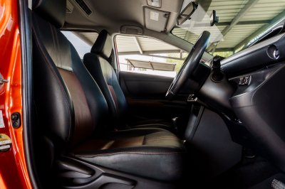 TOYOTA SIENTA 1.5 V AT ปี 2017 (6กพ2689)