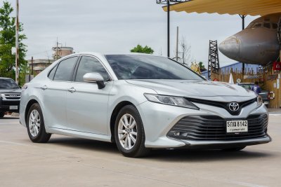 TOYOTA CAMRY 2.0 G AT ปี 2018 (5กณ8142)