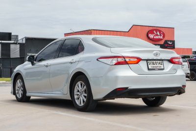 TOYOTA CAMRY 2.0 G AT ปี 2018 (5กณ8142)
