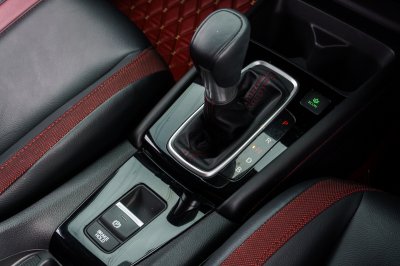 HONDA CITY 1.5 E:HEV RS ปี2024 (ขธ8937)