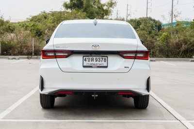 TOYOTA YARIS ATIV 1.2 PREMIUM LUXURY AT ปี 2023 (4ขต9378)