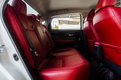 TOYOTA YARIS ATIV 1.2 PREMIUM LUXURY AT ปี 2023 (4ขต9378)