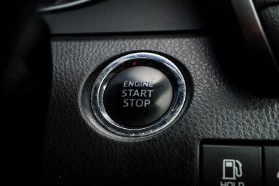 TOYOTA CAMRY 2.0 G AT ปี 2018 (5กณ8142)