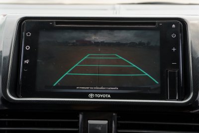 TOYOTA VIOS 1.5 MID AT ปี 2019 (9กจ6935)