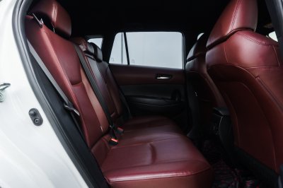 TOYOTA COROLLA CROSS 1.8 HYBRID PREMIUM ปี2023 (6ขส2598)