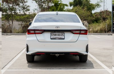 TOYOTA YARIS ATIV 1.2 PREMIUM ปี2023 จด2024 (5ขด6025)