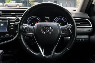 TOYOTA CAMRY 2.0 G AT ปี 2018 (5กณ819)