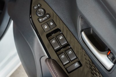 TOYOTA YARIS ATIV 1.2 PREMIUM AT ปี 2023 (4ขษ5647)