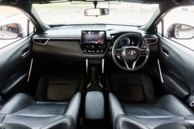 TOYOTA COROLLA CROSS 1.8 HYBRID SMART ปี2021 (2ขฎ1073)