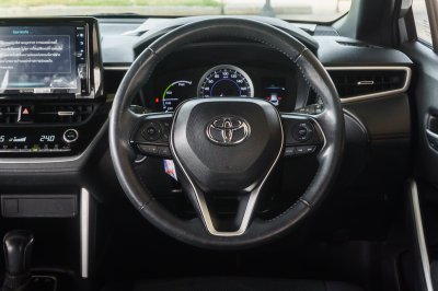 TOYOTA COROLLA CROSS 1.8 HYBRID SMART ปี2021 (2ขฎ1073)