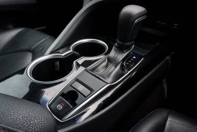 TOYOTA CAMRY 2.0 G AT ปี 2018 (5กณ819)