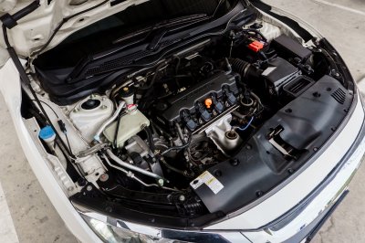 HONDA CIVIC 1.8 E AT ปี 2016 (5กม6790)